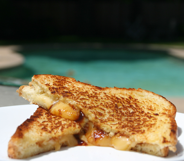 Grilled_Cheese_with_hoisin.jpg