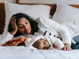 Come rendere il co-sleeping più sicuro