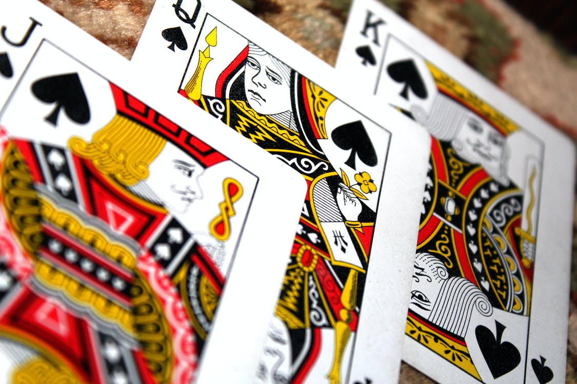 France cartes. Jeu neuf de 54 cartes Intrattenimento Giochi e rompicapo Giochi con le carte France Cartes Giochi con le carte Rapido 