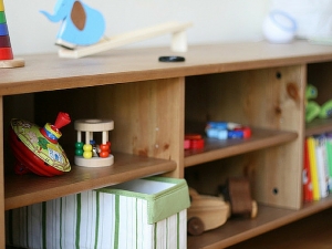Come organizzare i giocattoli nei primi anni di vita secondo Montessori