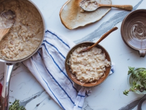 8 ricette di porridge per la primavera e l’estate