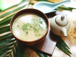 La ricetta della zuppa di cipollotti