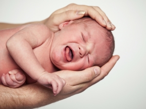 Contro il pianto del bambino è efficace l’agopuntura