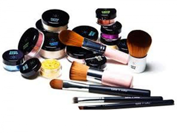 Per Natale Make up natural, chic e cheep!