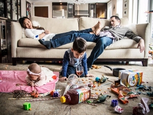 18 foto realistiche di famiglie: perchè la vita vera non prevede scatti perfetti