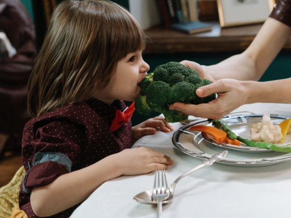 Come far mangiare le verdure ai bambini: 4 trucchi da provare