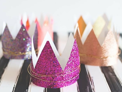 I giochi e le idee per riciclare la carta delle uova di Pasqua