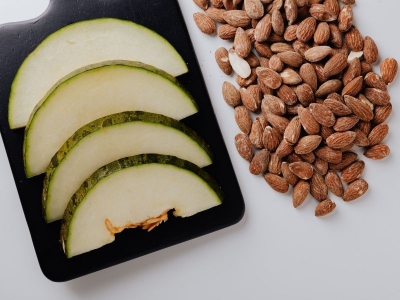 Stimolare l'abbronzatura attraverso il cibo: ecco come mangiare