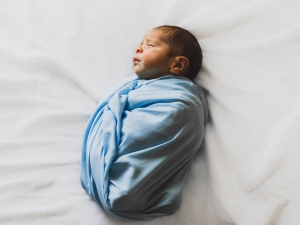 Prima settimana con il bebè: i consigli spassionati che ti svolteranno la vita