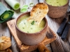 La zuppa di porri con pane fatto in casa