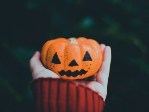 Cos'è la spooky season e come viverla in famiglia