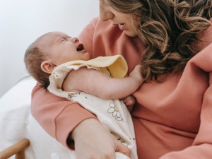 Coliche nel neonato: i sintomi e i segnali