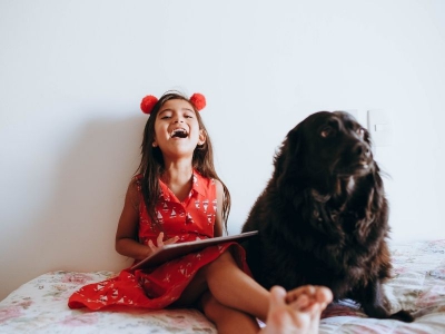 Animali domestici: con bimbi in casa, è meglio il cane o il gatto?