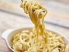Pasta cacio e pepe, vegetariana e tradizionale