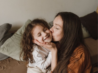 Ma perché il profumo della mamma ci resta nel cuore per sempre? La ragione è scientifica