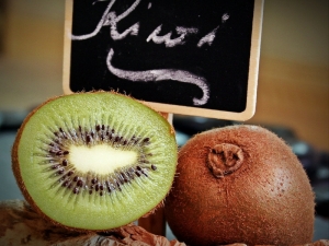 Il kiwi, proprietà e ricette
