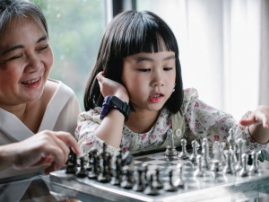 Perché dovresti insegnare ai tuoi bambini a giocare a scacchi
