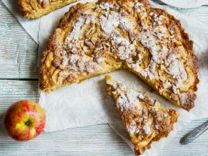 Torta di mele, cannella e noci pecan