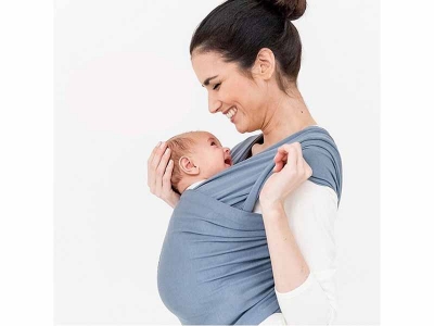 Ma non tenerlo in fascia povero, ma lascialo lì tranquillo