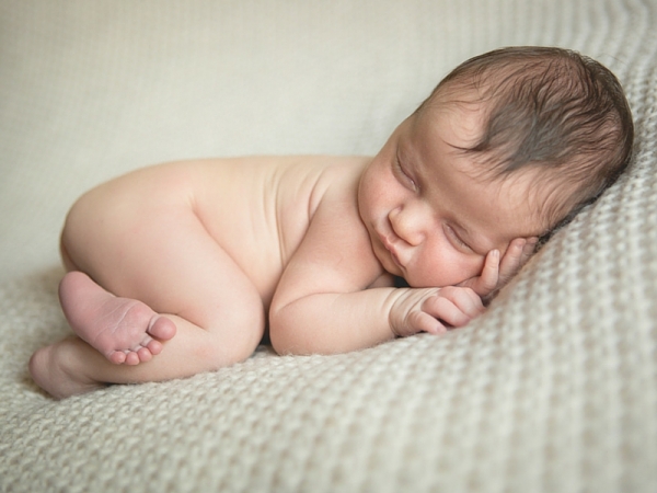 Come si svolgono i servizi fotografici ai neonati