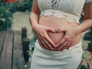 Smalto in gravidanza: sì o no?