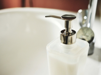 Il sapone fatto in casa a base di olio e miele