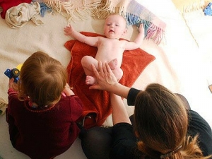 Le basi del massaggio infantile Shantala