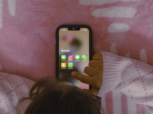 Ormai i bambini provano ansia quando sono senza telefono o tablet