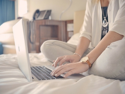 Istinto materno vs il parere dell'esperto: confessioni di una mamma blogger