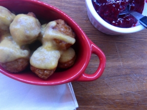 La ricetta delle polpette svedesi con salsa e mamellata