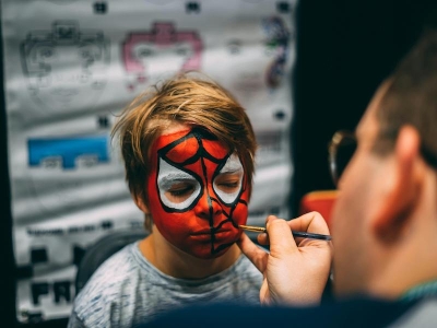 Come realizzare il trucco da Spiderman