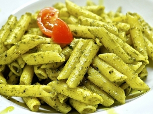 8 ricette alternative di pesto, perfette per i bambini