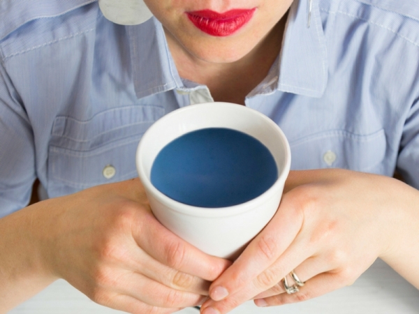 La ricetta del nostro brodo blu di Mago Merlino